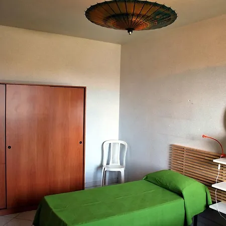 Paradise Apartment *